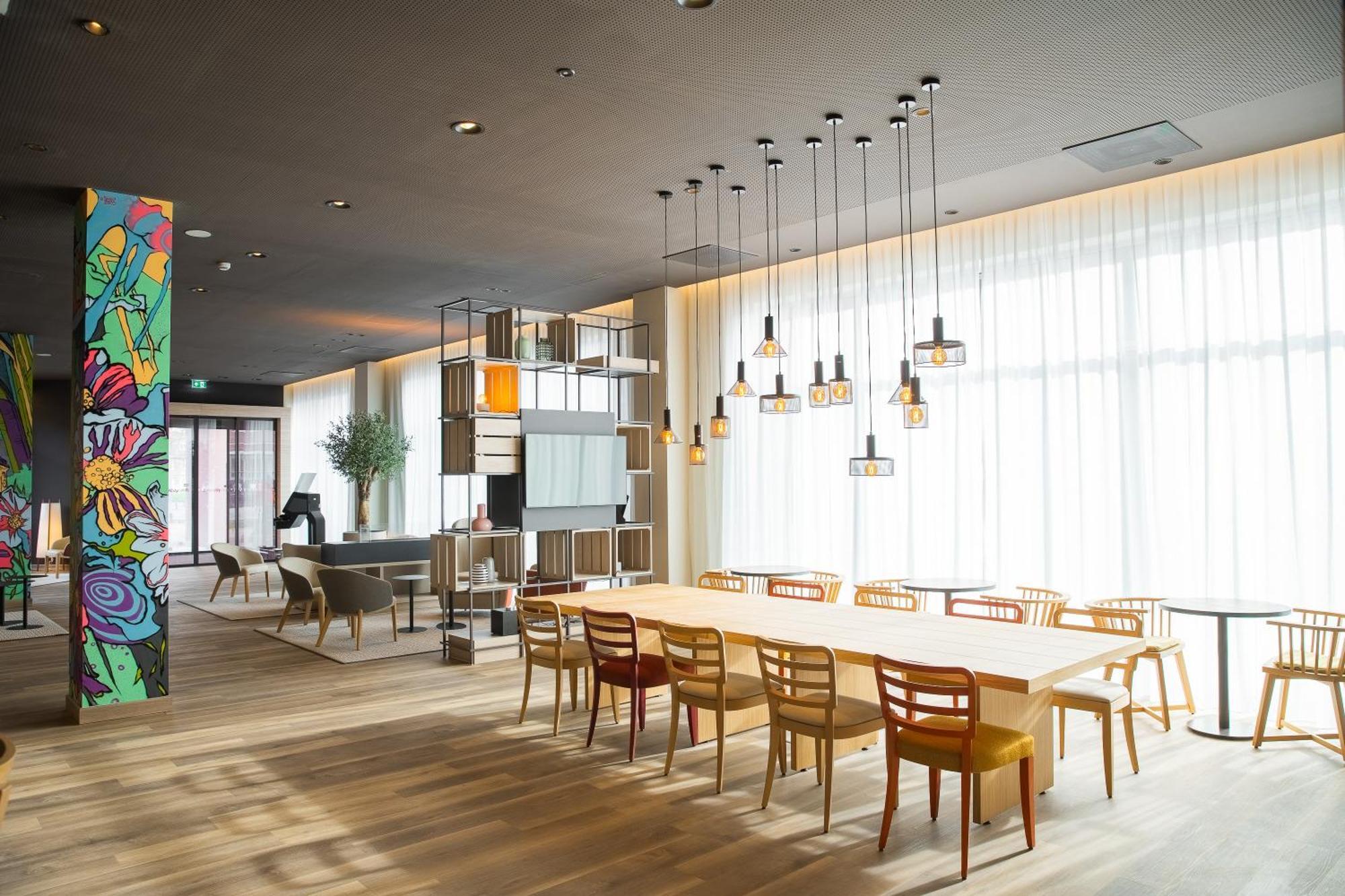 Intercityhotel Breda Eksteriør bilde