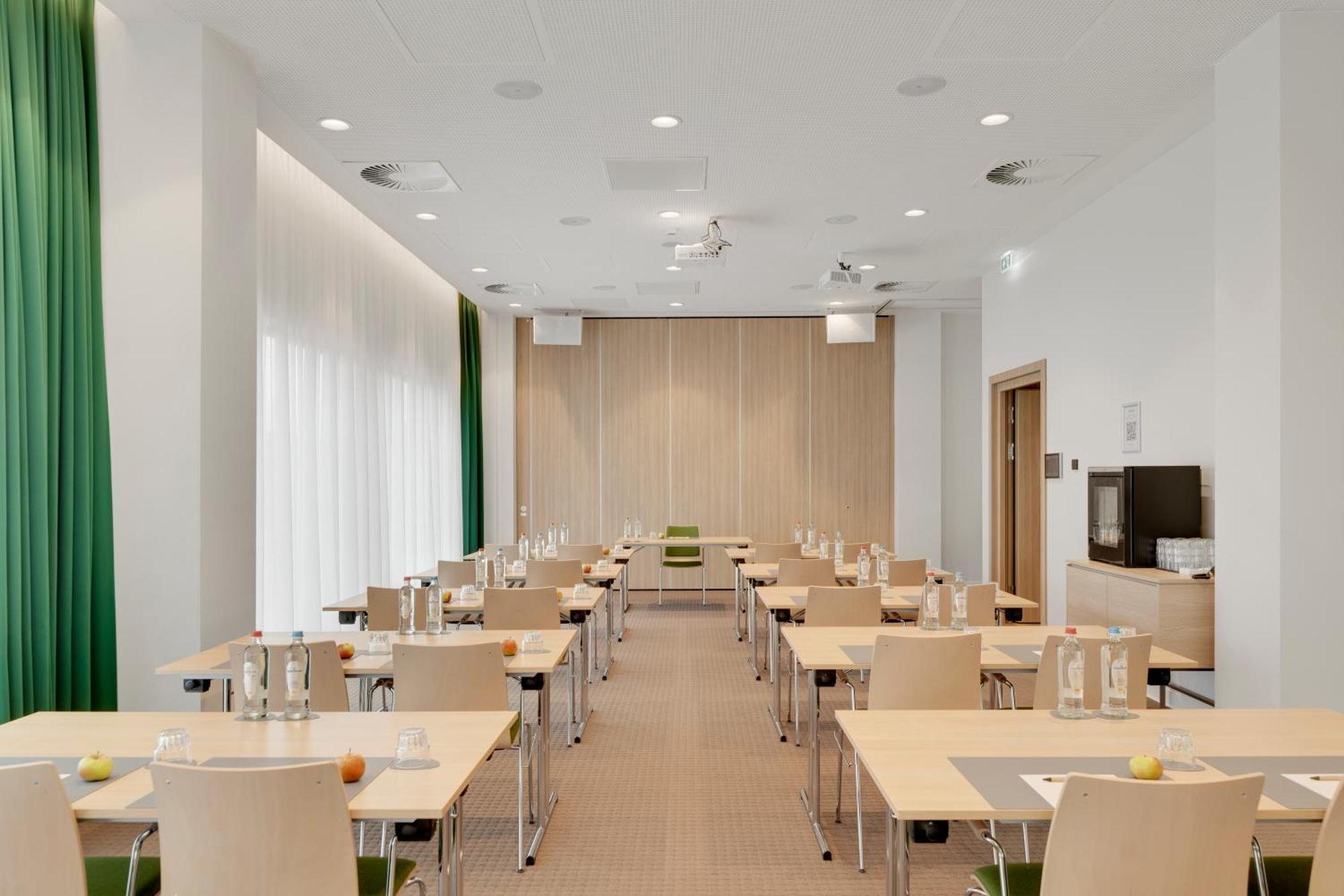 Intercityhotel Breda Eksteriør bilde